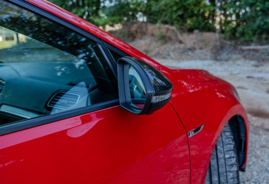 Used 2019 Volkswagen Golf R 4-Door AWD/4WD image 12