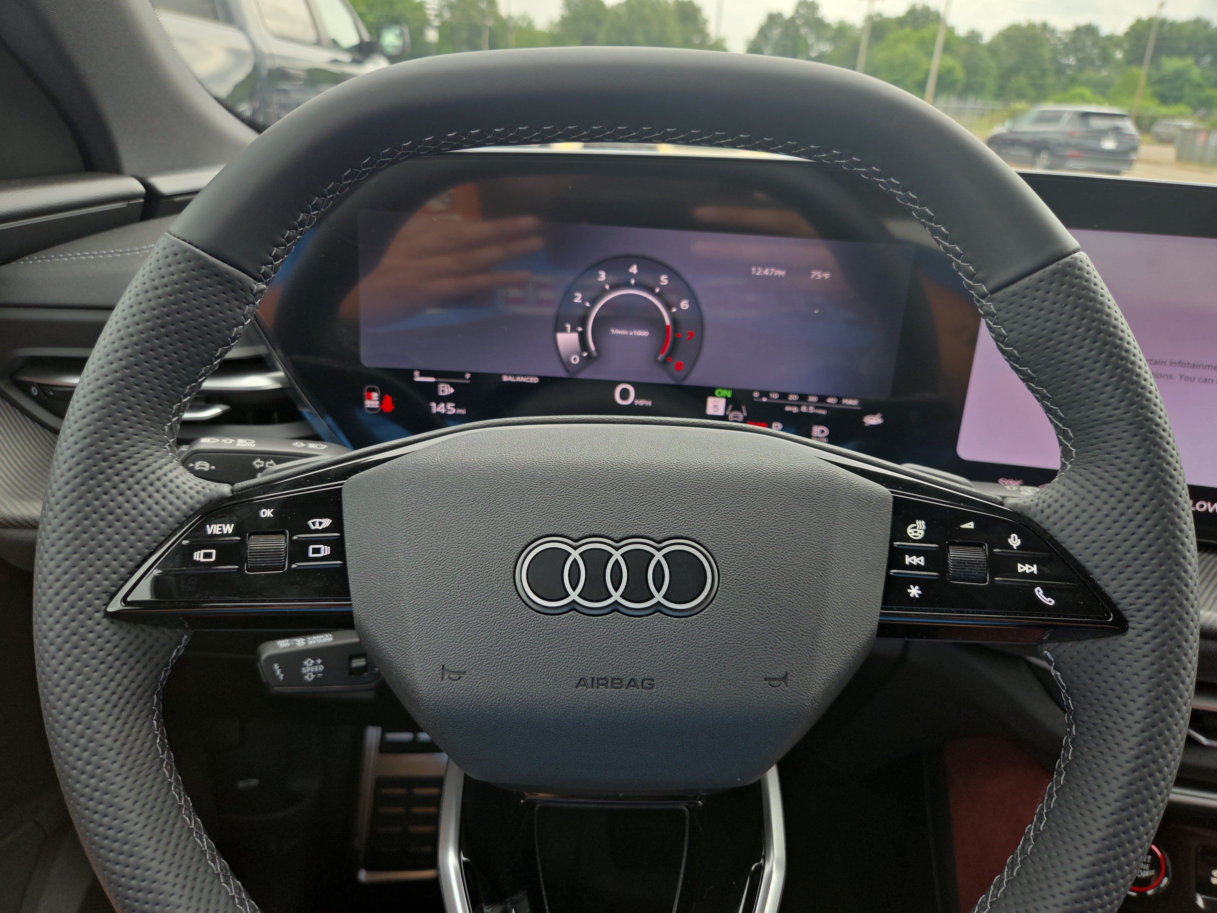New 2026 Audi SQ5 Prestige AWD/4WD image 9