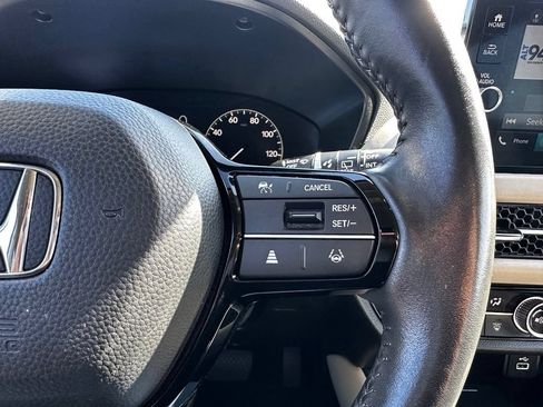 Used 2024 Honda HR-V EX-L image 32
