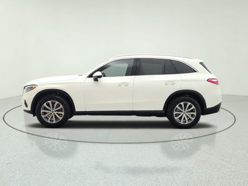 Certified 2026 Mercedes-Benz GLC 300 image 8