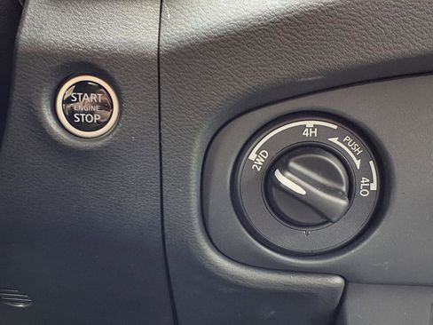 Certified 2024 Nissan Frontier SV w/ Technology Package image 22