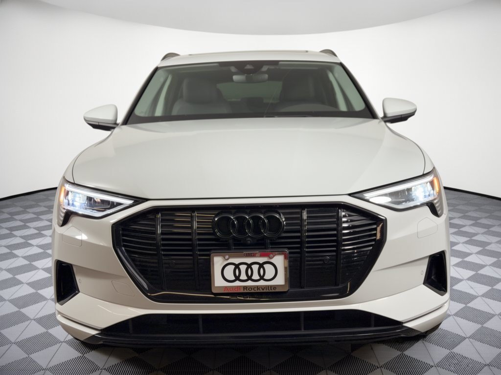 Used 2023 Audi e-tron Premium w/ Convenience Plus Package AWD/4WD image 6