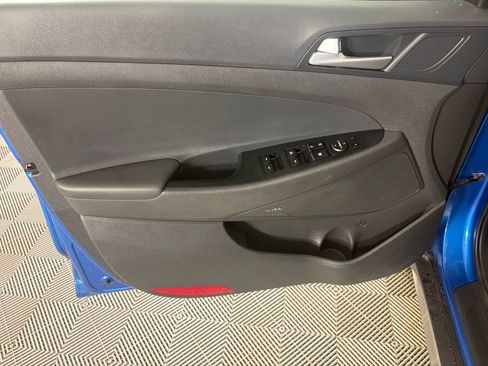Used 2019 Hyundai Tucson Sport w/ Cargo Package AWD/4WD image 10