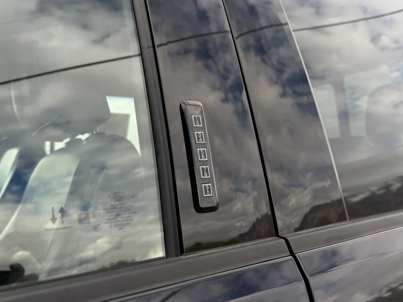 Used 2024 Ford F250 Lariat w/ Lariat Ultimate Package AWD/4WD image 46