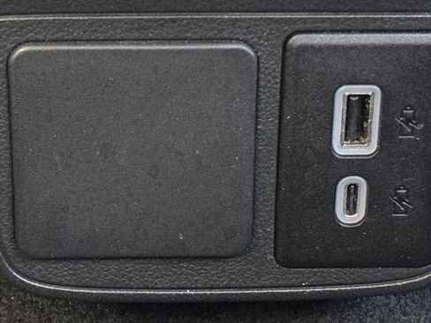 Used 2025 Buick Encore GX Preferred FWD image 32