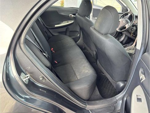 Used 2010 Toyota Corolla S image 13