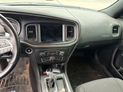 Used 2018 Dodge Charger R/T RWD image 10