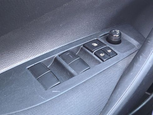 Used 2023 Toyota Corolla LE image 23