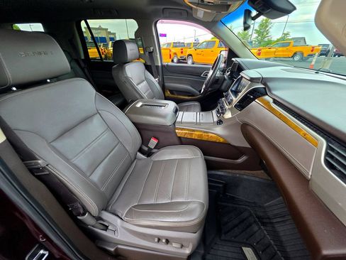 Used 2017 GMC Yukon Denali AWD/4WD image 67