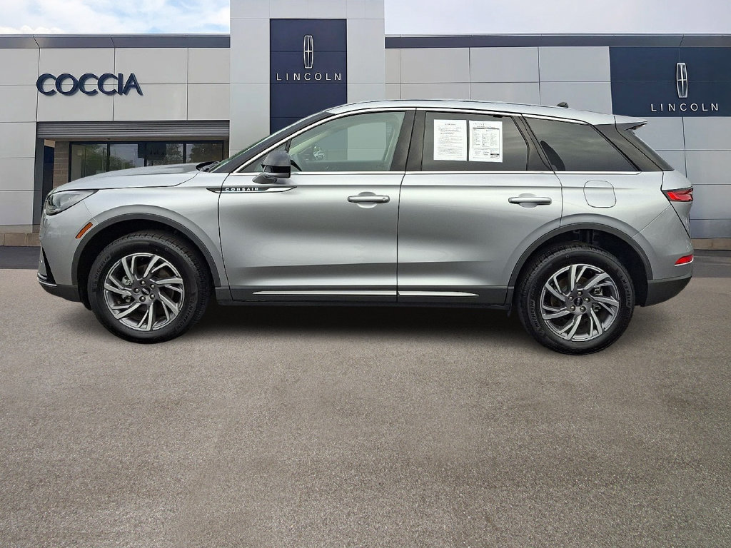 Certified 2024 Lincoln Corsair AWD image 7
