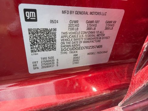 Used 2024 Chevrolet Silverado 1500 LTZ AWD/4WD image 9