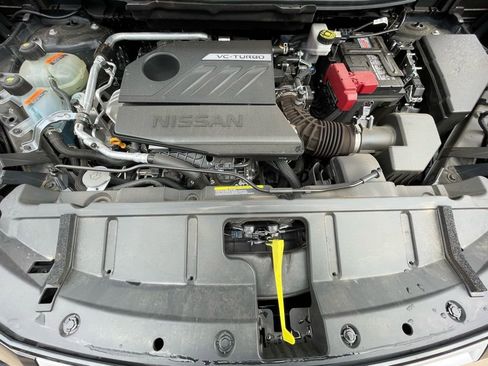 Used 2025 Nissan Rogue SV image 33