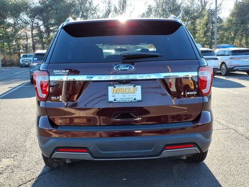 Certified 2019 Ford Explorer XLT image 6