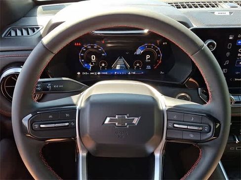 New 2025 Chevrolet Colorado Z71 w/ Technology Package image 15