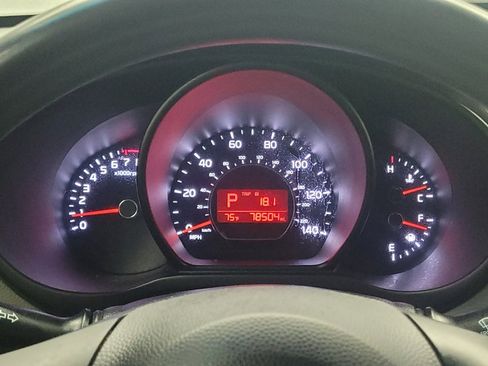 Used 2017 Kia Soul FWD image 23