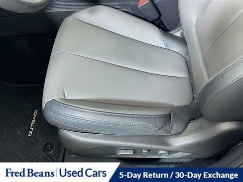 Used 2026 Subaru Outback Premium AWD/4WD image 24