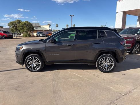 Used 2023 Jeep Compass Limited w/ Elite Group AWD/4WD image 8