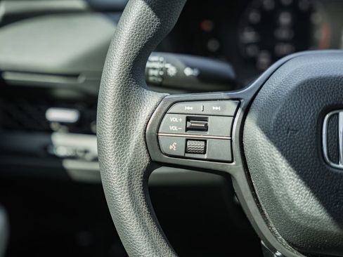 Used 2024 Honda Accord EX image 26