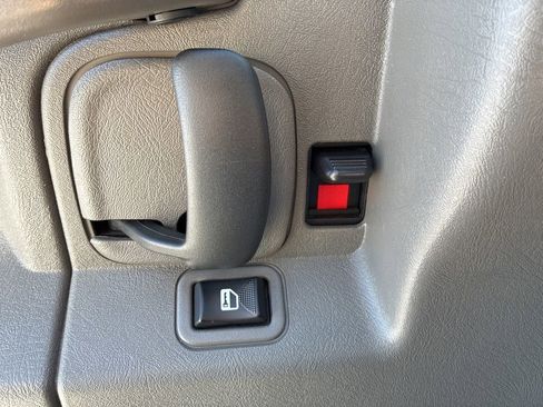 Used 2024 Chevrolet Express 2500 w/ Driver Convenience Package image 17