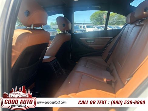 Used 2017 BMW 330i xDrive Sedan image 13