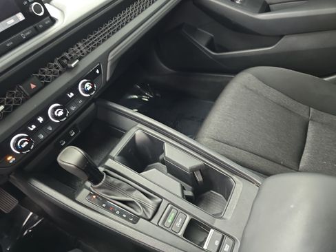 Certified 2024 Honda Accord EX image 22