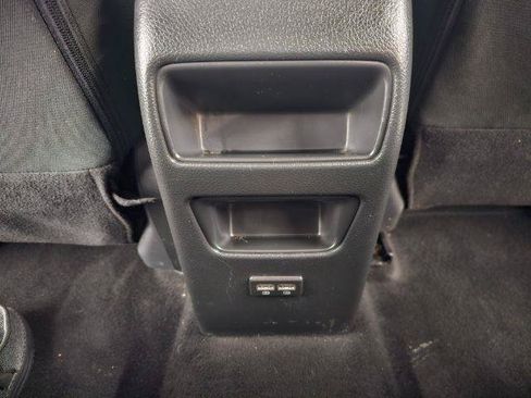 Used 2019 Nissan Sentra SV w/ Special Edition Package FWD image 36