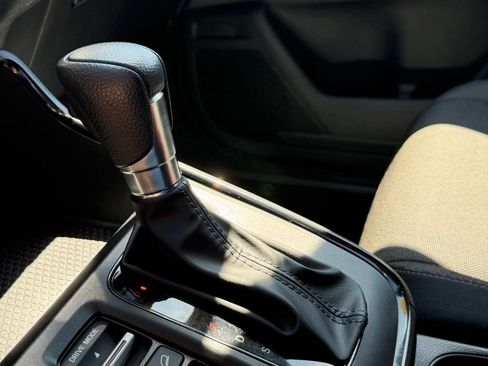 Used 2024 Honda CR-V EX image 15