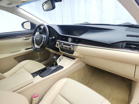 Used 2014 Lexus ES 350 image 25