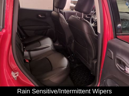 Used 2021 Jeep Compass Latitude w/ Sun and Sound Group image 13