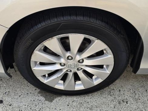Used 2014 Honda Accord EX image 10