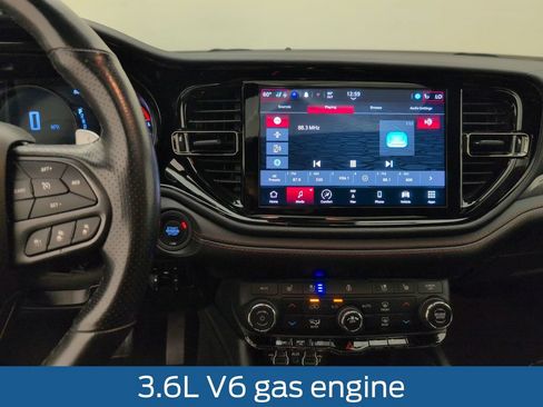 Used 2024 Dodge Durango GT RWD image 20
