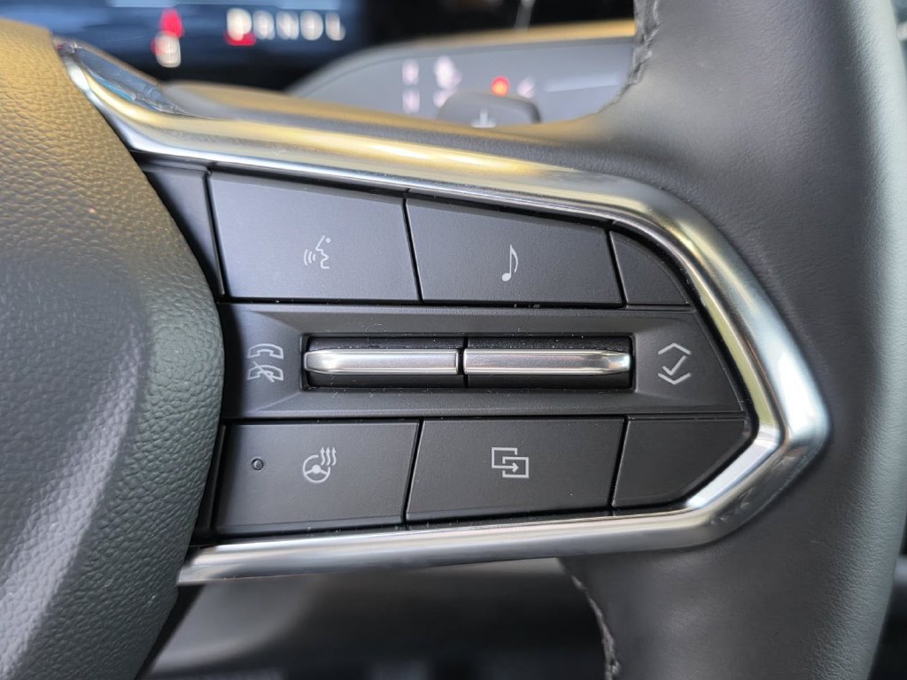 Used 2026 Chevrolet Equinox LT w/ Convenience Package II FWD image 26