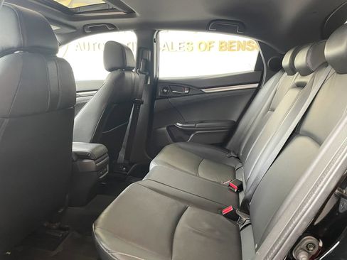Used 2018 Honda Civic Sport Touring image 19