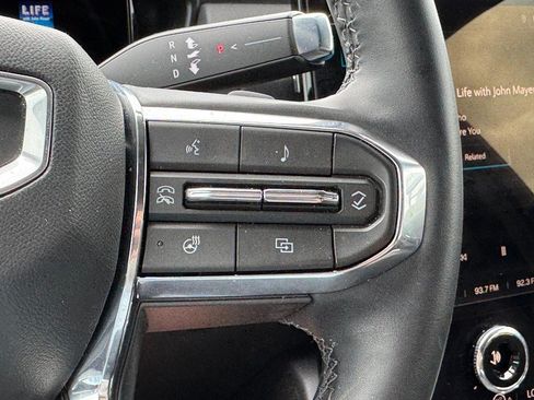 Used 2026 GMC Terrain Elevation w/ Elevation Premium Package FWD image 17