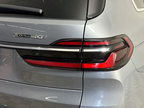 Used 2025 BMW X7 xDrive40i AWD/4WD image 34