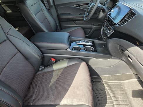 Used 2026 Honda Ridgeline Black Edition image 10