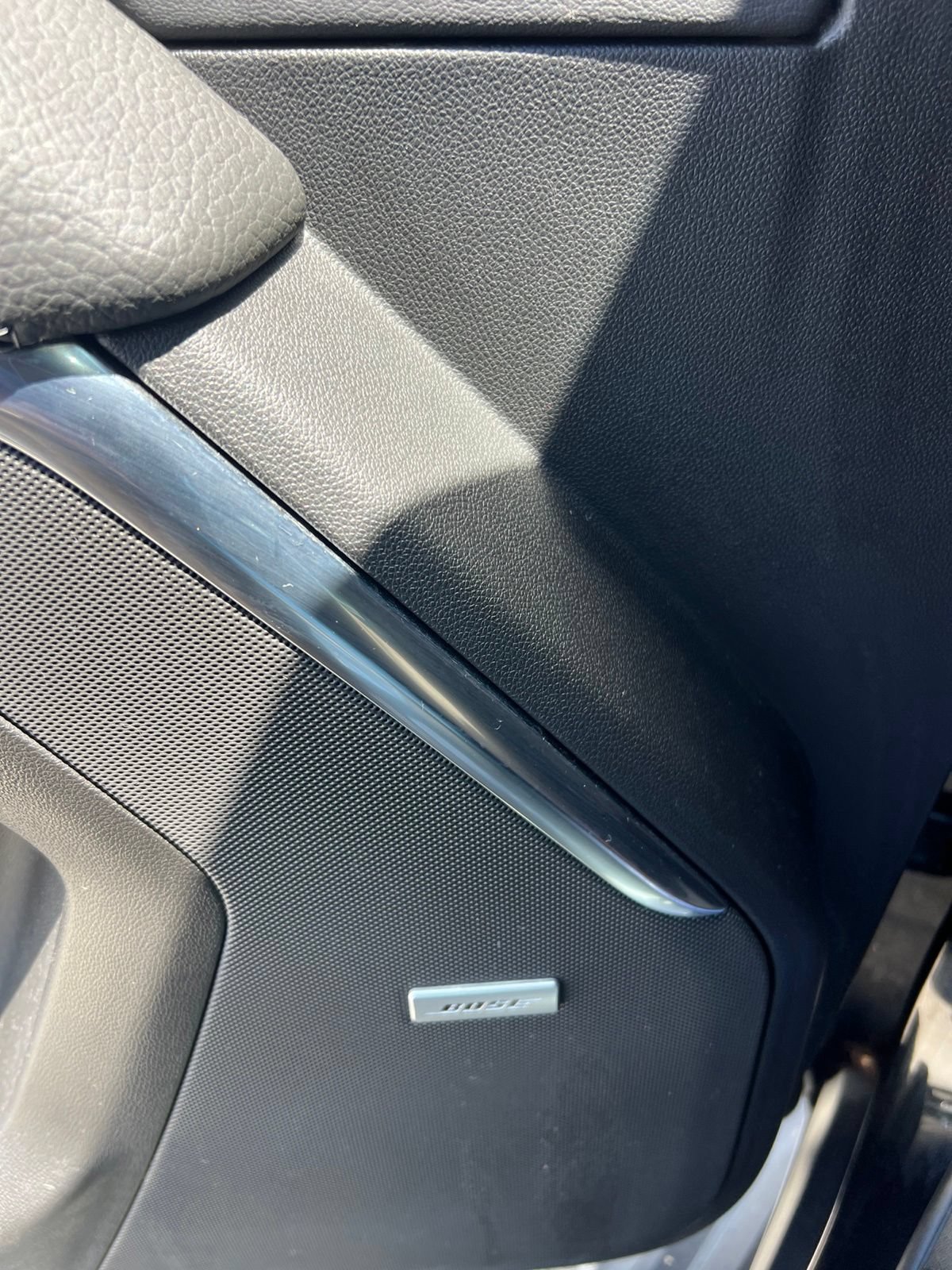 Used 2022 GMC Yukon Denali AWD/4WD image 6