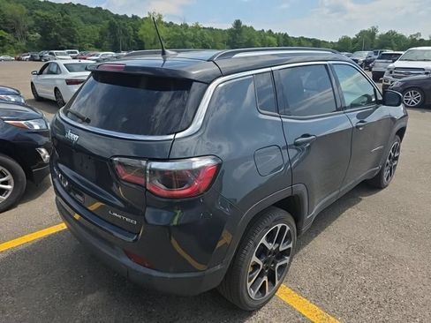 Used 2018 Jeep Compass Limited AWD/4WD image 4