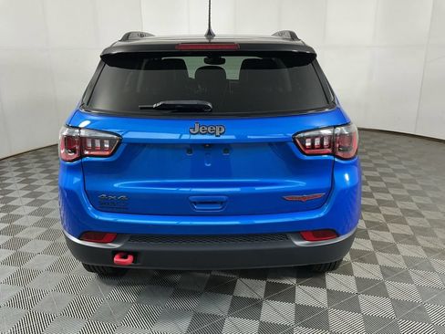 Used 2022 Jeep Compass Trailhawk w/ Sun and Sound Group AWD/4WD image 15