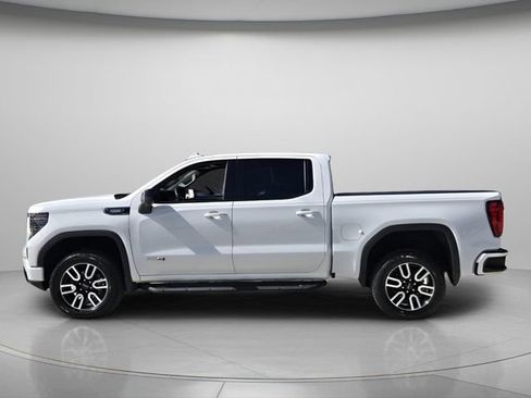 Used 2025 GMC Sierra 1500 AT4 w/ AT4 Premium Package AWD/4WD image 3