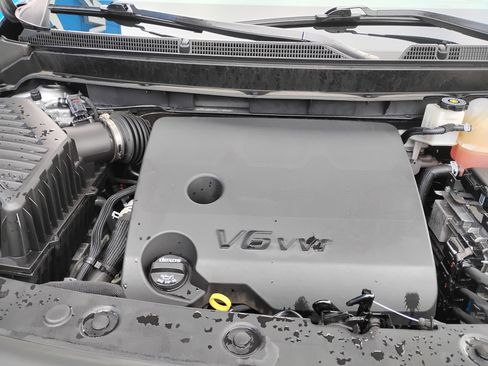 Used 2023 Buick Enclave Essence image 35