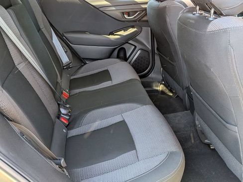 Used 2024 Subaru Outback Premium AWD/4WD image 32