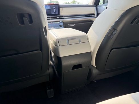 Certified 2024 Hyundai Santa Fe Limited FWD image 26