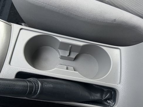 Used 2013 Toyota Corolla image 41