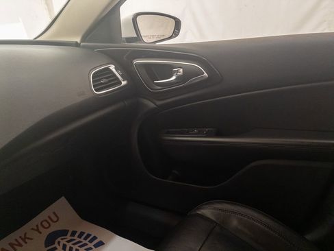 Used 2015 Chrysler 200 C w/ Premium Lighting Group image 21