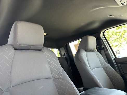 Used 2024 Toyota Tacoma SR5 AWD/4WD image 16