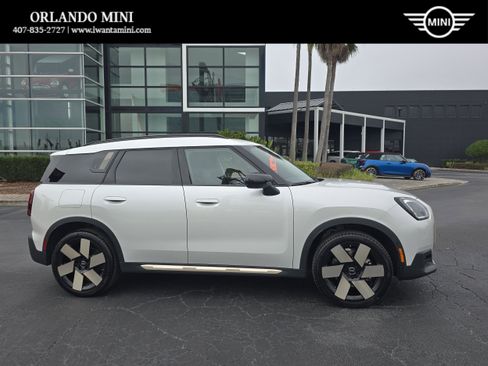 Certified 2025 MINI Cooper Countryman S w/ Comfort Package Max image 1