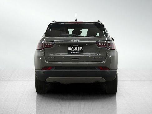 Used 2024 Jeep Compass Limited AWD/4WD image 4