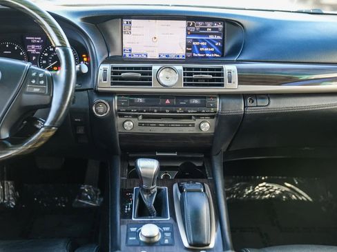 Used 2013 Lexus LS 460 image 12