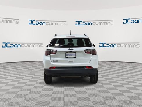 New 2026 Jeep Compass Latitude image 7